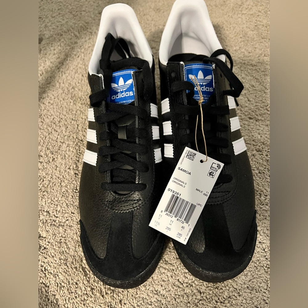 New with tags! Samoa adidas sneakers - mens size 11 1/2